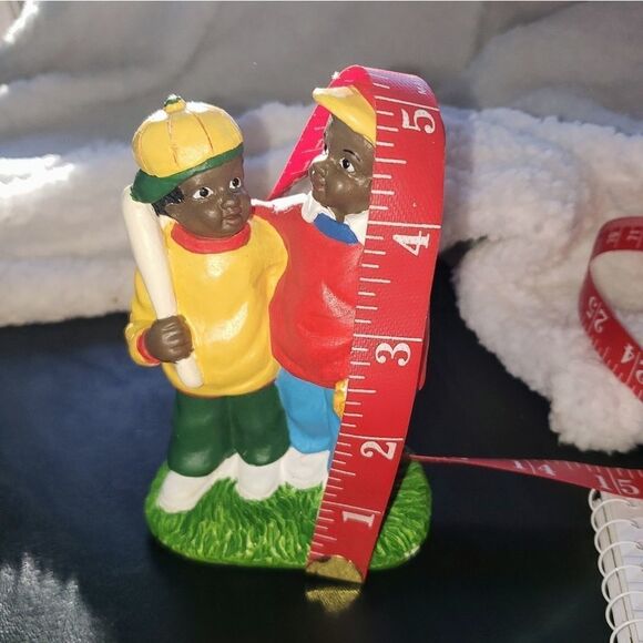 African American Figurine   - Picture 8 of 8